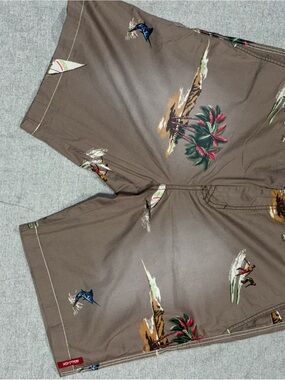 Tommy Bahama Brown Tropical Chino Shorts 10" Inseam Zip Pockets Size 36